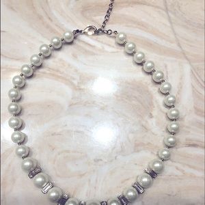 Nice Faux pearl & rhinestone necklace. Great with a little black evening dress!